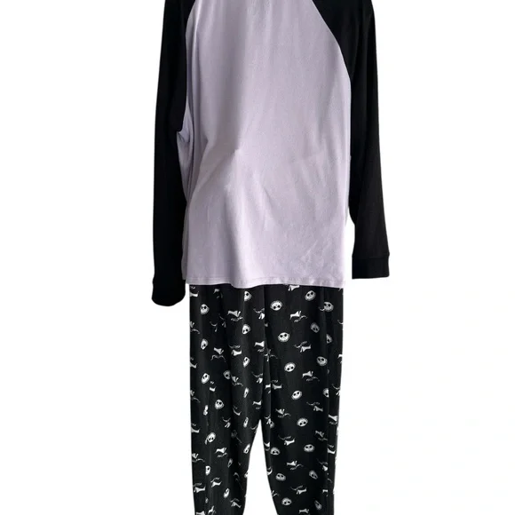 Disney’s Nightmare Before Christmas long sleeve pajama top & jogger sleep set - Picture 2 of 6